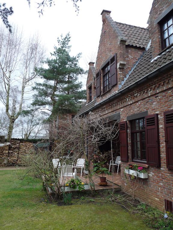B&B 'T Nieuw Lijsternest Wezembeek-Oppem Ngoại thất bức ảnh